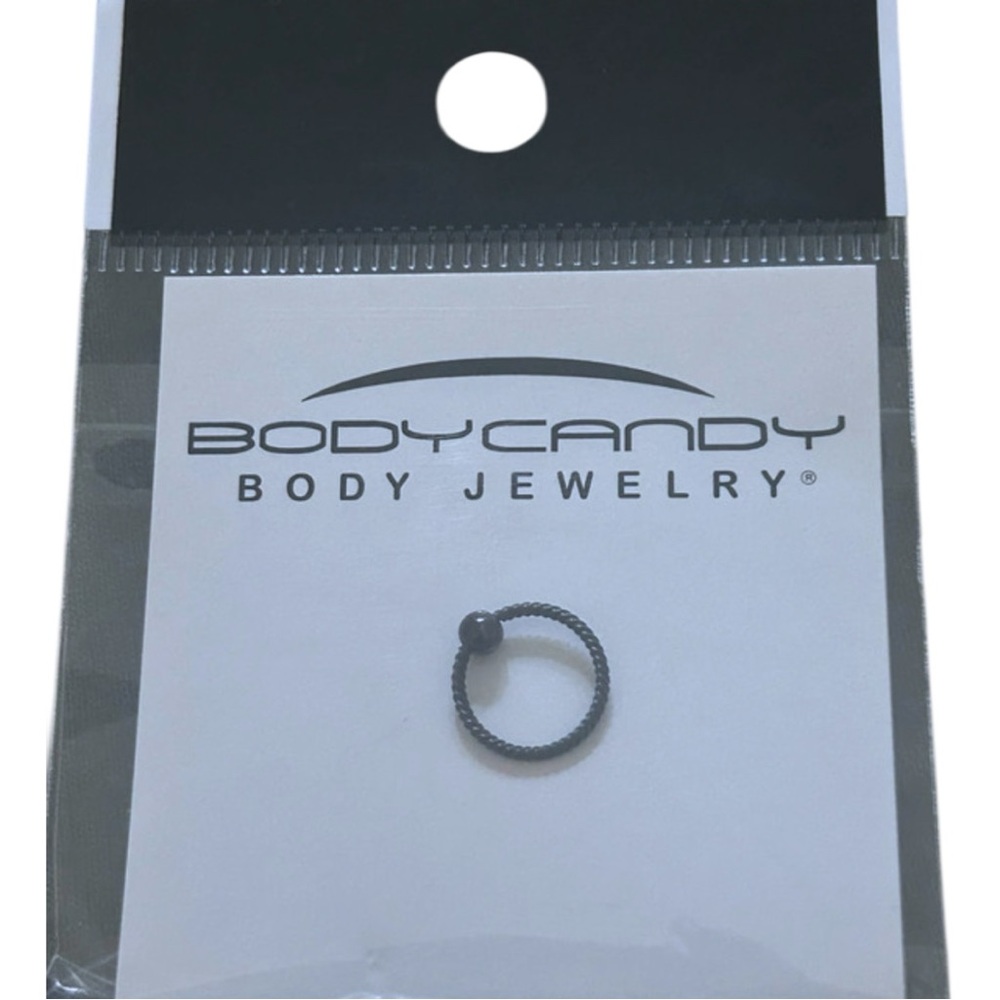 New 18 Gauge 5/16 Black Anodized So Twisted Captive Style Seamless Ring